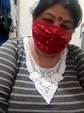 Snapshot of Shoni__ chatting on December 2024 06:55:02 PM Shoni online show from December 2024 06:55:02 PM