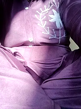 Snapshot of Shoni__ chatting on December 2025 07:57:02 AM Shoni online show from December 2025 07:57:02 AM