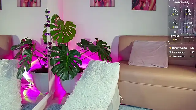 Snapshot of YourMandy chatting on January 2025 02:49:02 AM YourMandy online show from January 2025 02:49:02 AM