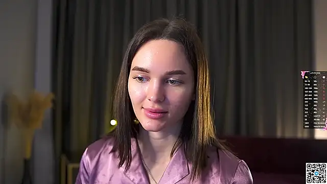 Snapshot of AnneKlint chatting on December 2024 08:21:01 AM AnneKlint online show from December 2024 08:21:01 AM