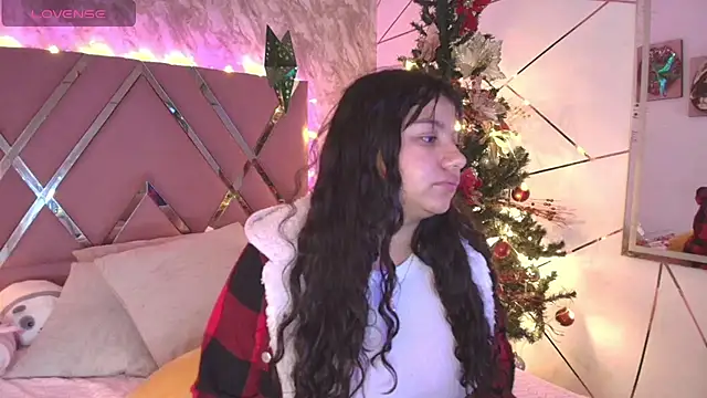 Snapshot of Miaa_Smiith1 chatting on December 2024 11:33:01 AM Miaa Smiith1 online show from December 2024 11:33:01 AM