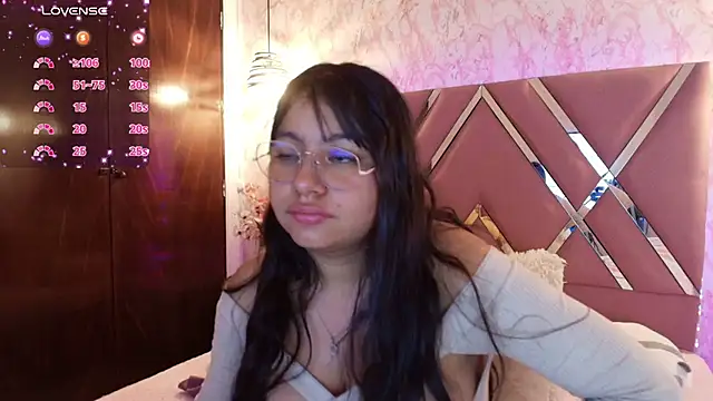 Snapshot of Miaa_Smiith1 chatting on February 2025 12:11:02 PM Miaa Smiith1 online show from February 2025 12:11:02 PM