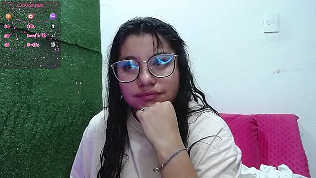 Snapshot of Miaa_Smiith1 chatting on November 2025 10:03:01 AM Miaa Smiith1 online show from November 2025 10:03:01 AM