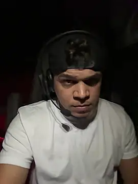 Snapshot of christian0009 chatting on March 2026 05:35:01 AM christian0009 online show from March 2026 05:35:01 AM