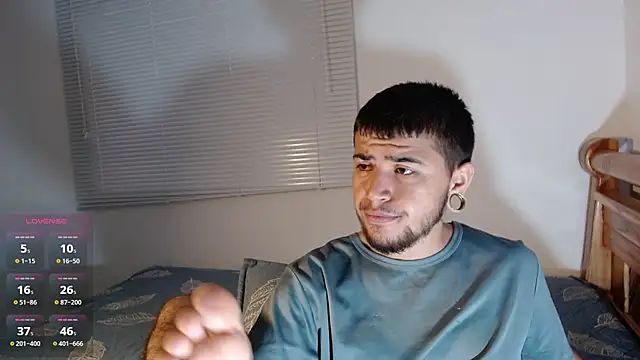 ftmphilip  online show from December 2025 11:06:01 AM