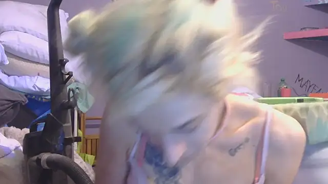 watermellonpussy online show from November 2025 05:27:02 AM