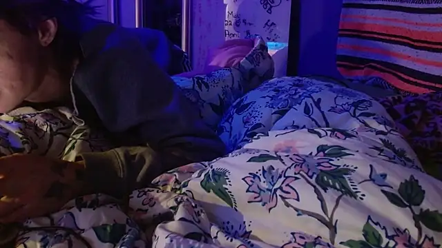 Snapshot of watermellonpussy chatting on April 2026 09:02:01 AM watermellonpussy online show from April 2026 09:02:01 AM