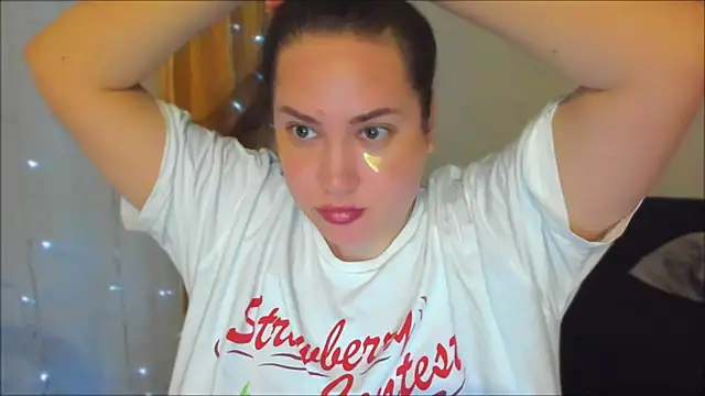 Snapshot of _madalexa_ chatting on April 2026 08:39:01 PM madalexa online show from April 2026 08:39:01 PM