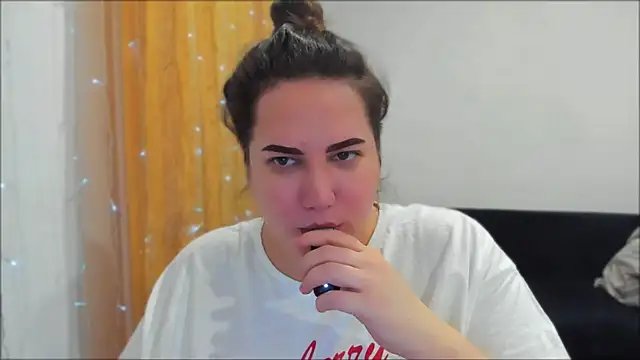 Snapshot of _madalexa_ chatting on April 2026 11:08:02 PM madalexa online show from April 2026 11:08:02 PM