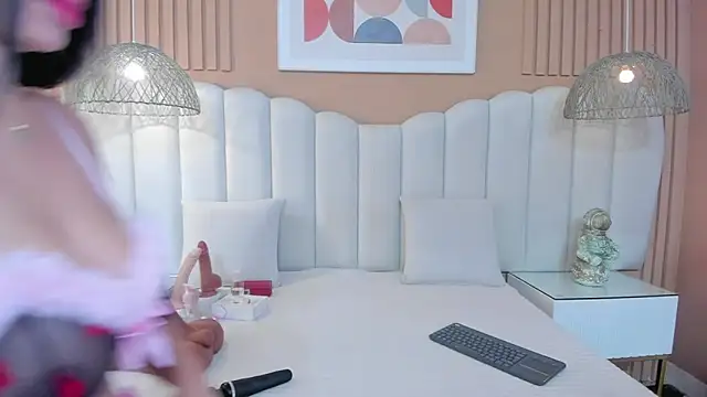 Snapshot of Sara_Vanegas chatting on March 2026 11:37:01 AM Sara Vanegas online show from March 2026 11:37:01 AM