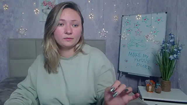 SallyVerda online show from November 2025 06:41:01 PM