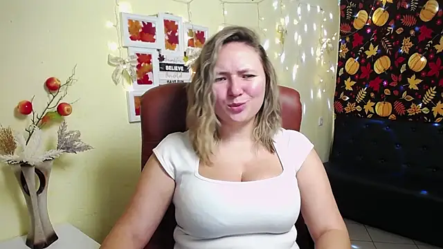 SallyVerda online show from November 2025 07:14:02 PM