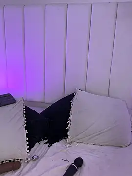 Snapshot of Amber_Martins_ chatting on January 2025 03:09:02 AM Amber Martins  online show from January 2025 03:09:02 AM