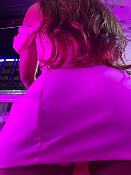 Snapshot of Amber_Martins_ chatting on February 2025 12:28:01 AM Amber Martins  online show from February 2025 12:28:01 AM