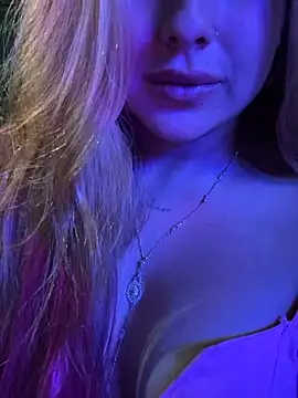 Snapshot of Amber_Martins_ chatting on February 2025 06:33:01 AM Amber Martins  online show from February 2025 06:33:01 AM