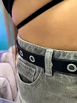 Snapshot of Amber_Martins_ chatting on September 2025 09:40:02 PM Amber Martins  online show from September 2025 09:40:02 PM