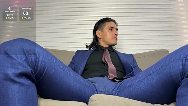 Tom blunt96 online show from January 2025 02:36:01 PM