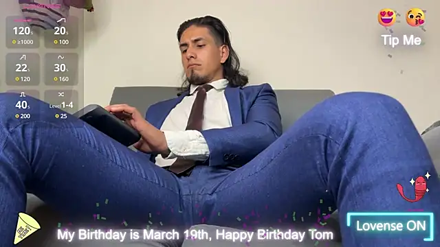 Tom blunt96 online show from March 2025 06:36:01 PM