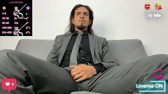 Tom blunt96 online show from October 2025 11:25:02 PM