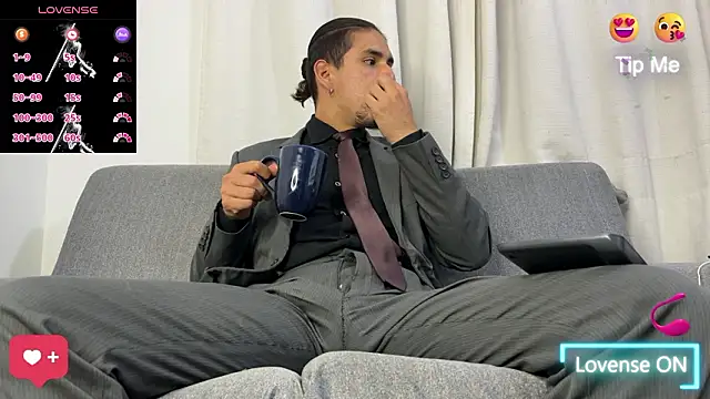 Tom blunt96 online show from February 2026 08:24:02 AM