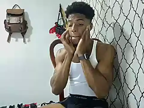 andrews2399 online show from January 2025 02:17:01 AM