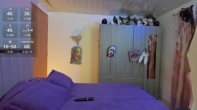 Kayla foxxy online show from October 2025 05:41:02 AM