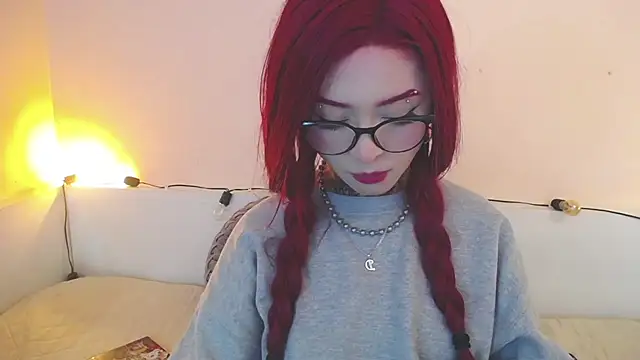 Snapshot of Isabella__dark chatting on December 2024 07:38:02 PM Isabella dark online show from December 2024 07:38:02 PM