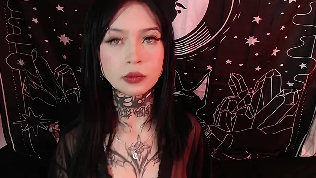 Snapshot of Isabella__dark chatting on January 2025 12:31:01 AM Isabella dark online show from January 2025 12:31:01 AM