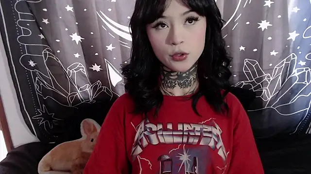 Snapshot of Isabella__dark chatting on January 2025 08:32:02 PM Isabella dark online show from January 2025 08:32:02 PM