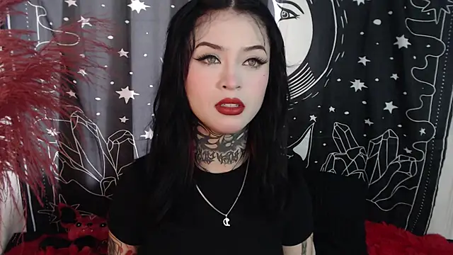 Snapshot of Isabella__dark chatting on February 2025 08:35:02 PM Isabella dark online show from February 2025 08:35:02 PM