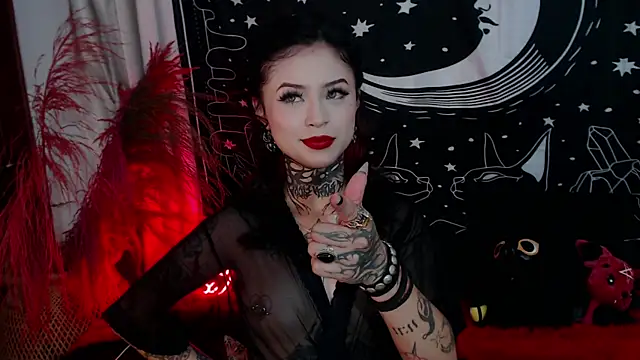 Snapshot of Isabella__dark chatting on February 2025 11:58:02 PM Isabella dark online show from February 2025 11:58:02 PM