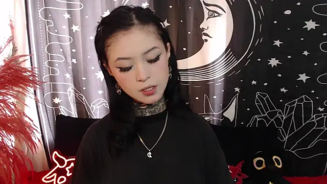 Snapshot of Isabella__dark chatting on February 2025 07:38:01 PM Isabella dark online show from February 2025 07:38:01 PM