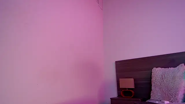 Snapshot of Mila_cams1_ chatting on November 2025 08:18:01 PM Mila cams1 online show from November 2025 08:18:01 PM