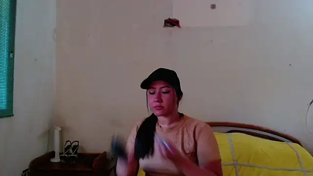 LuciaTomson online show from April 2026 10:16:01 PM