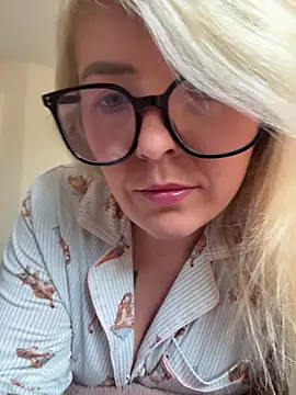 xxcurvyjessiexx online show from March 2026 10:48:01 AM