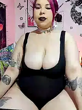 Snapshot of Hada_dracanae chatting on January 2025 06:38:01 PM Hada dracanae online show from January 2025 06:38:01 PM