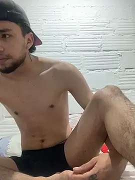 Snapshot of ever10183 chatting on April 2026 03:42:01 AM ever10183 online show from April 2026 03:42:01 AM