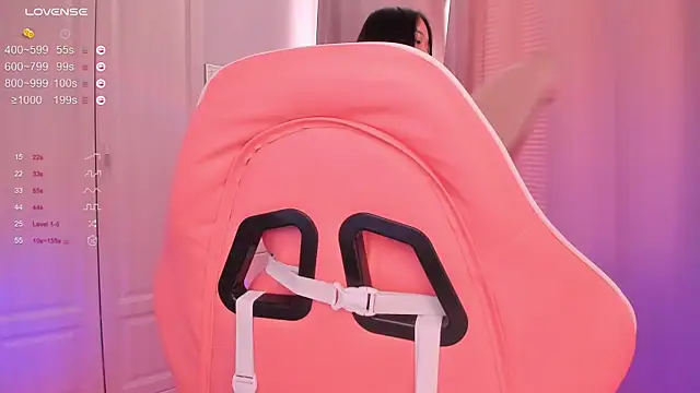 FreyaRaya online show from December 2024 09:00:01 AM