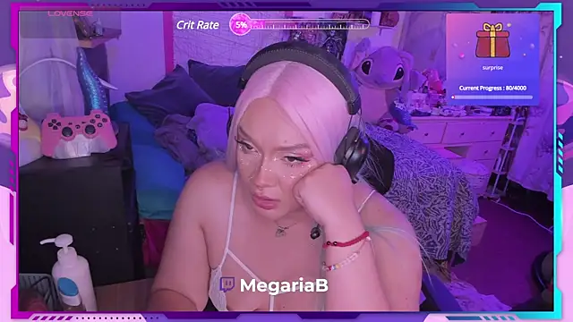 Snapshot of MegariaB chatting on December 2024 04:25:02 AM MegariaB online show from December 2024 04:25:02 AM