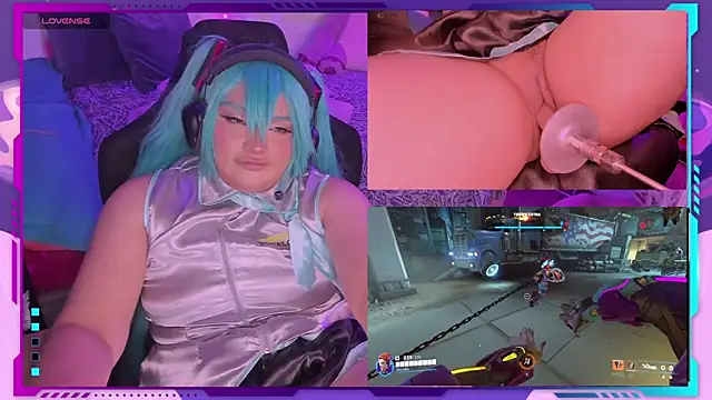 Snapshot of MegariaB chatting on December 2024 03:52:01 AM MegariaB online show from December 2024 03:52:01 AM