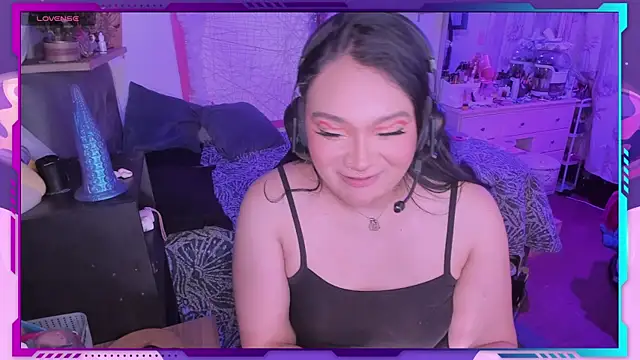 Snapshot of MegariaB chatting on January 2025 04:44:01 AM MegariaB online show from January 2025 04:44:01 AM