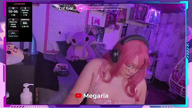 Snapshot of MegariaB chatting on February 2025 04:05:01 AM MegariaB online show from February 2025 04:05:01 AM