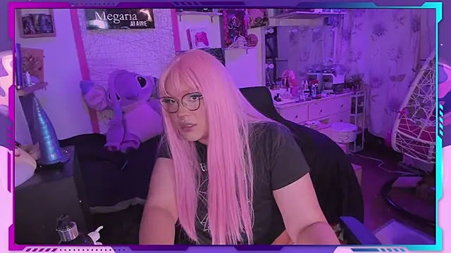 Snapshot of MegariaB chatting on February 2025 04:36:01 AM MegariaB online show from February 2025 04:36:01 AM