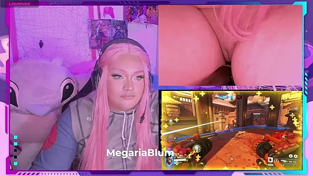 Snapshot of MegariaB chatting on March 2025 07:42:02 AM MegariaB online show from March 2025 07:42:02 AM