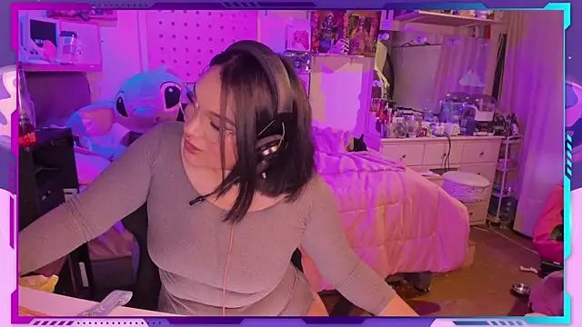 Snapshot of MegariaB chatting on November 2025 04:23:01 AM MegariaB online show from November 2025 04:23:01 AM