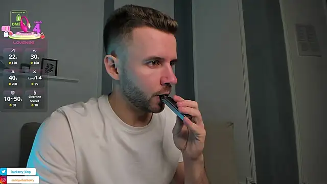 EnriqueBarberry online show from November 2025 06:16:02 AM