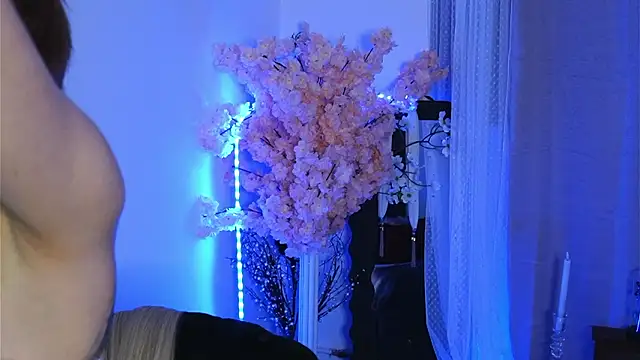 Snapshot of ivyleague_ chatting on March 2026 05:24:01 PM ivyleague online show from March 2026 05:24:01 PM