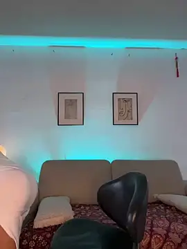 Snapshot of Susi_bell chatting on February 2025 10:52:02 PM Susi bell online show from February 2025 10:52:02 PM