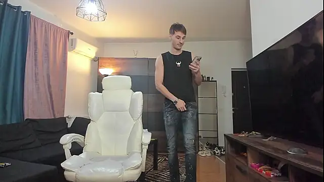 Jimmymorello online show from December 2024 09:17:01 PM