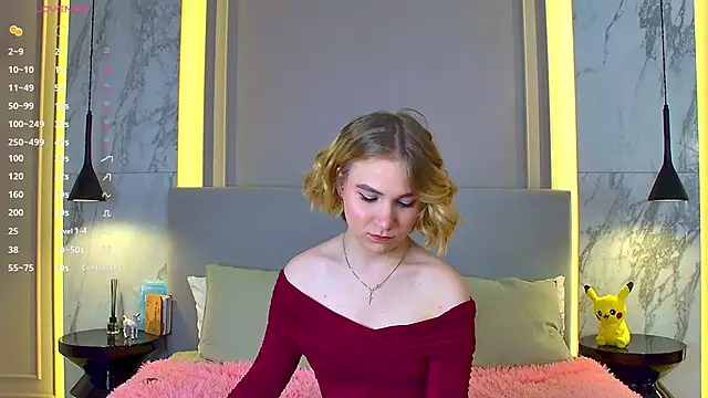 Snapshot of EllenaGreen chatting on January 2025 05:51:01 PM EllenaGreen online show from January 2025 05:51:01 PM